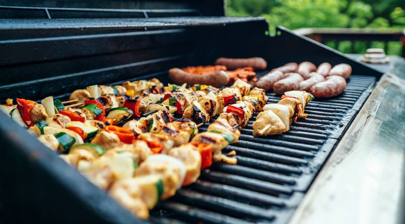 Conservez votre grille de barbecue en parfait état : Un guide détaillé de nettoyage