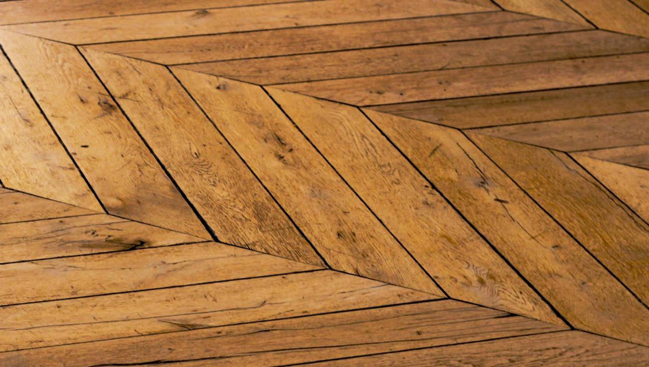 Comment nettoyer votre parquet en bois comme un professionnel !